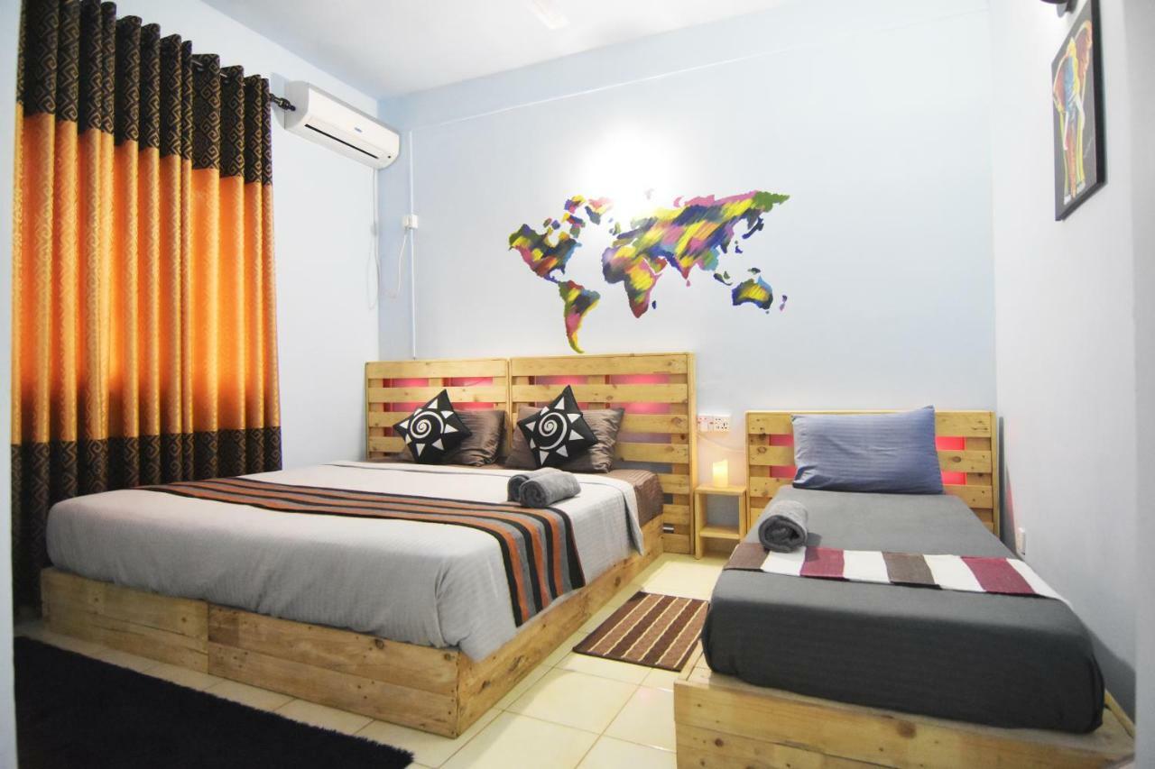 Yoyo Airport Hostel Negombo Bagian luar foto